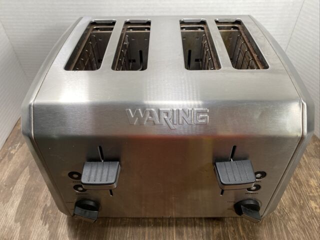 Máy nướng bánh mì 4 ngăn cỡ trung Waring WCT708E hình thực tế